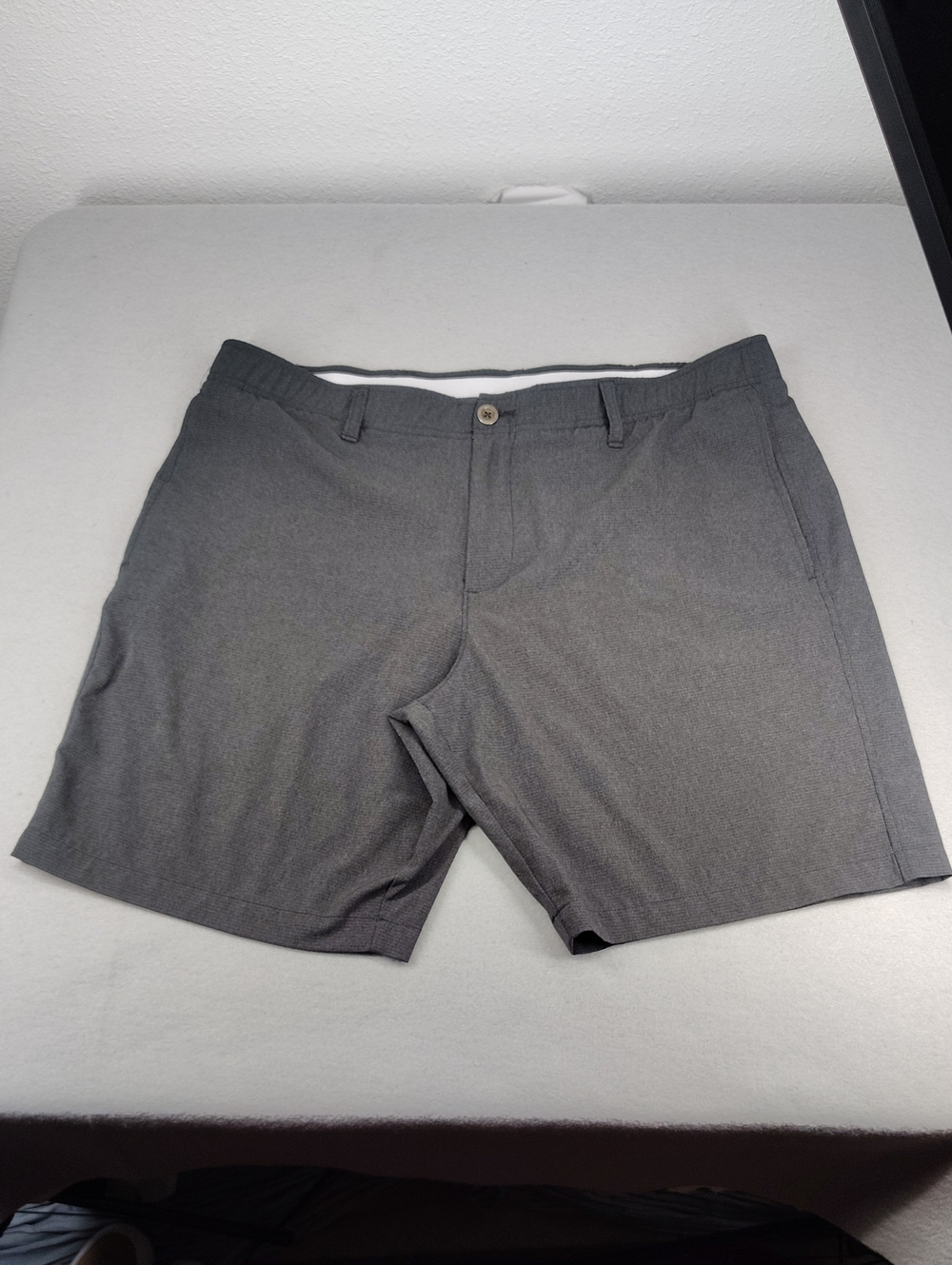 Under Armour Mens Shorts Size 40